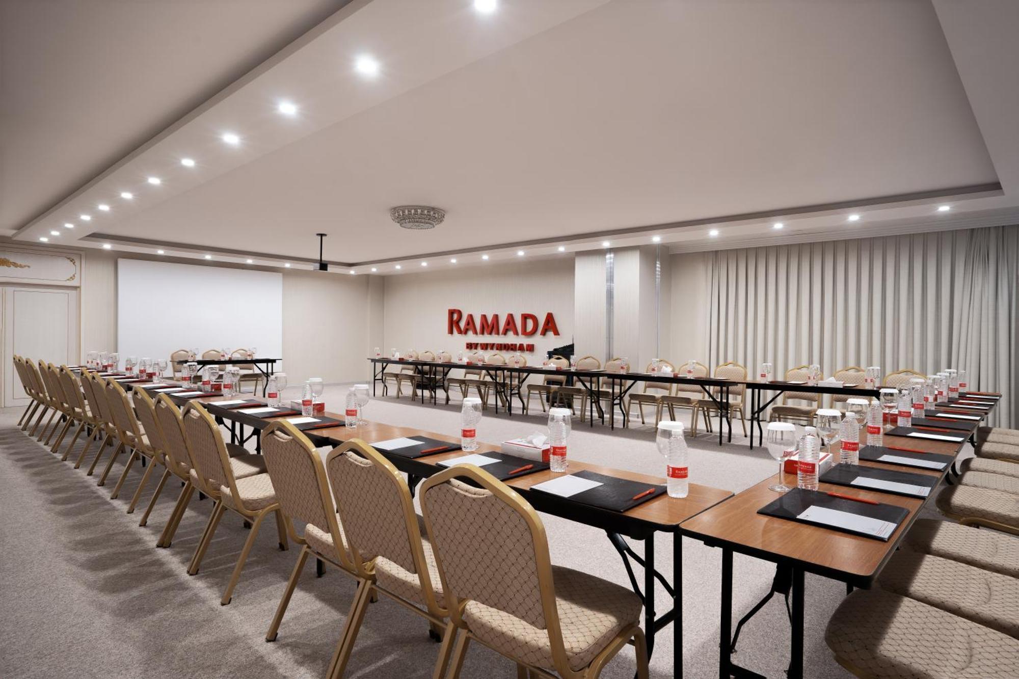 Ramada By Wyndham - Sulaymaniyah Salim Street Exterior foto